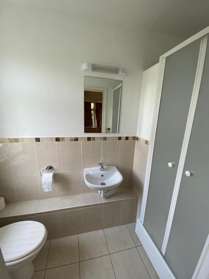 Contractors Guest House High Wycombe Dış mekan fotoğraf